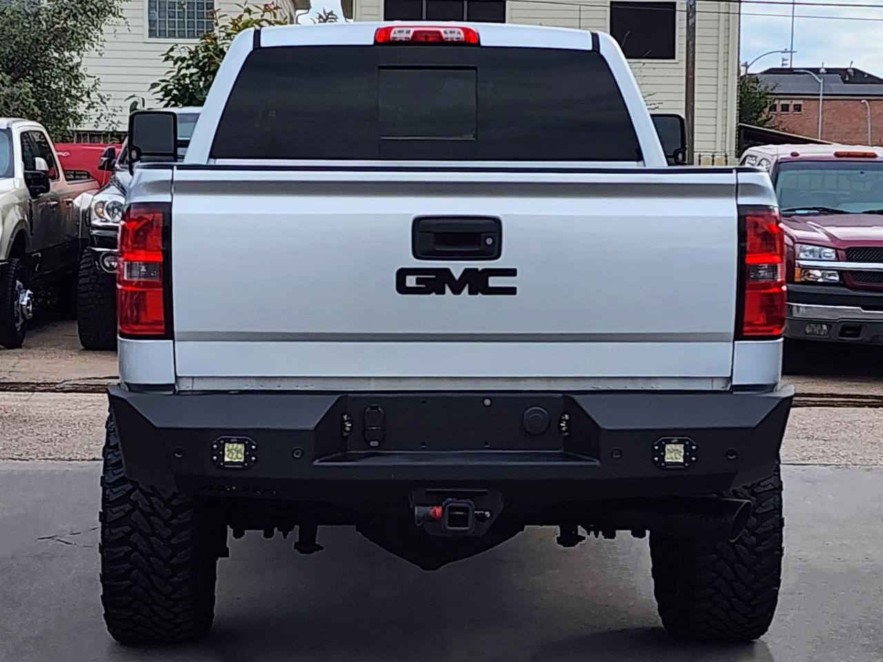 GMC Sierra 2500HD Denali Crew Cab 4WD 2015