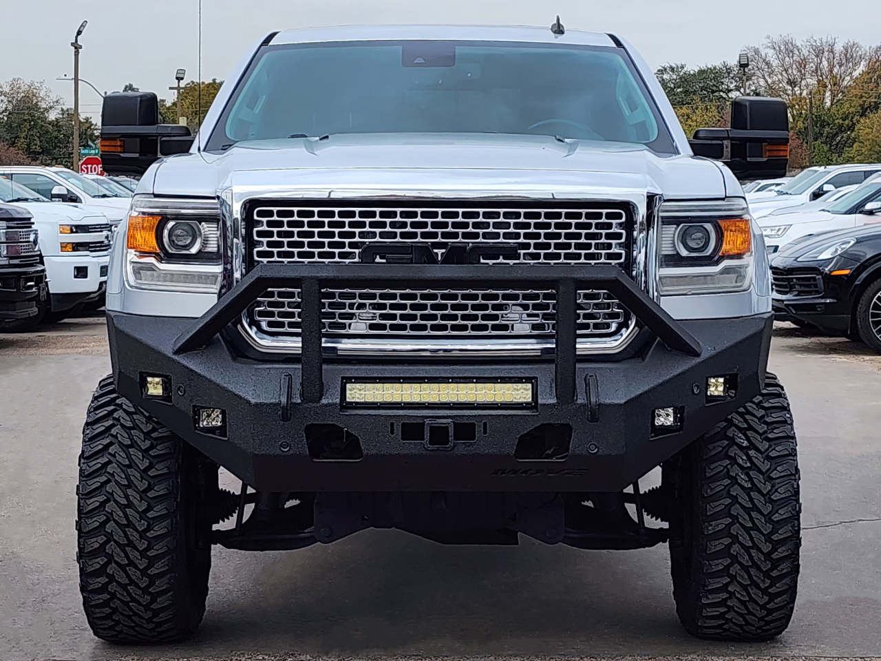 GMC Sierra 2500HD Denali Crew Cab 4WD 2015