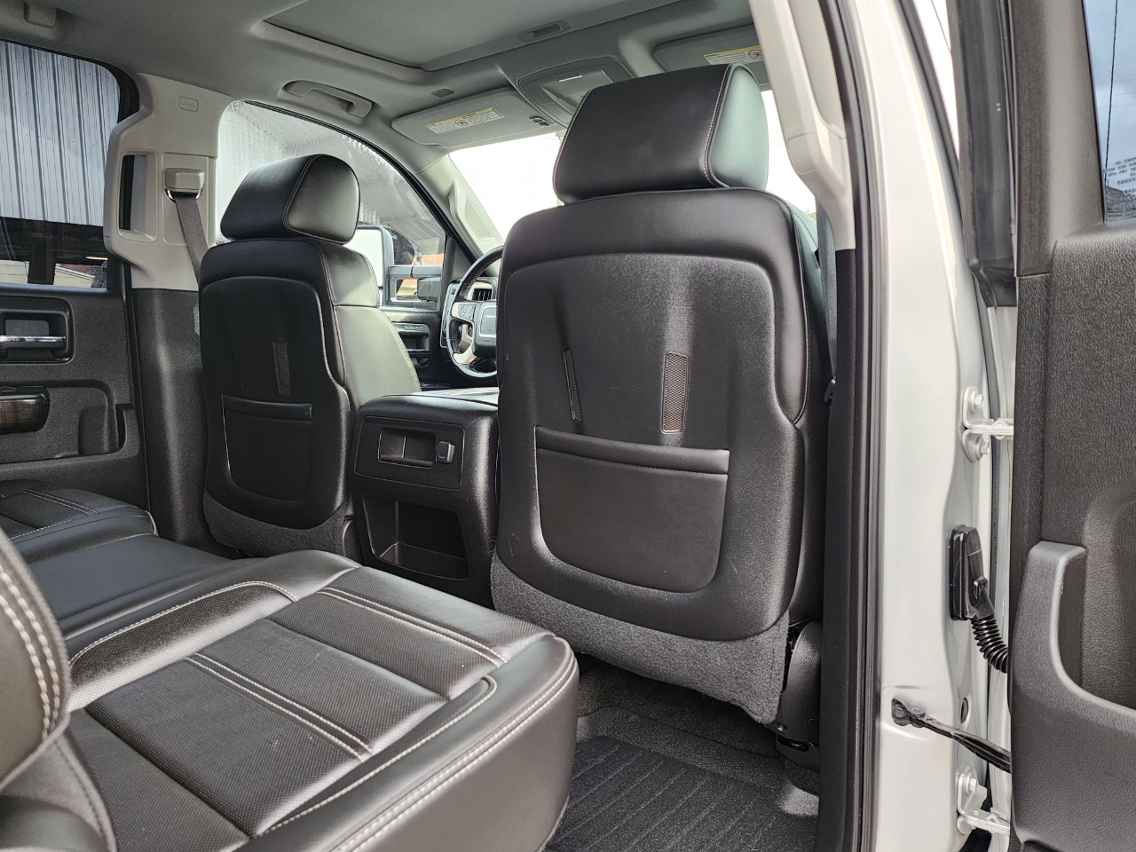 GMC Sierra 2500HD Denali Crew Cab 4WD 2015