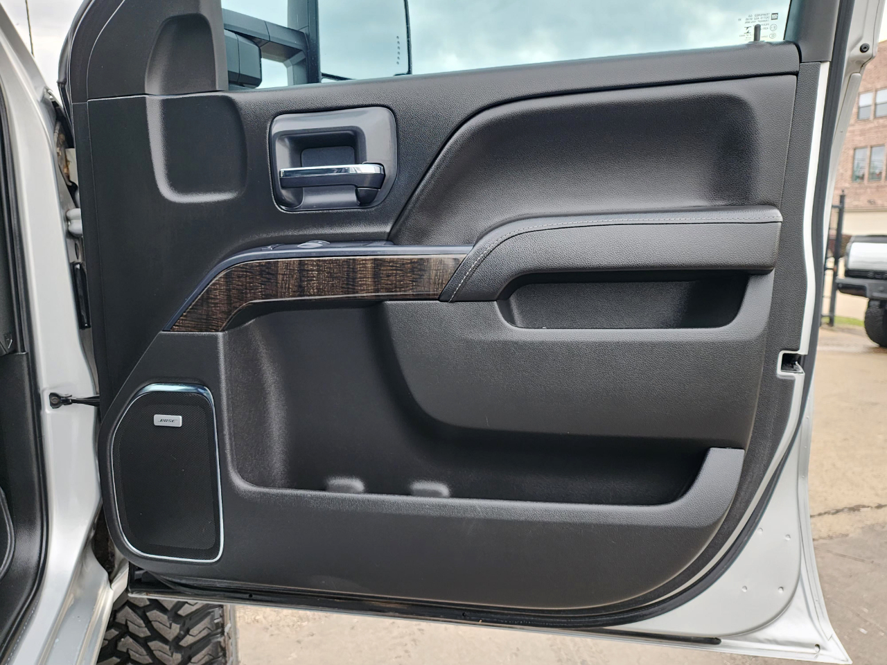 GMC Sierra 2500HD Denali Crew Cab 4WD 2015