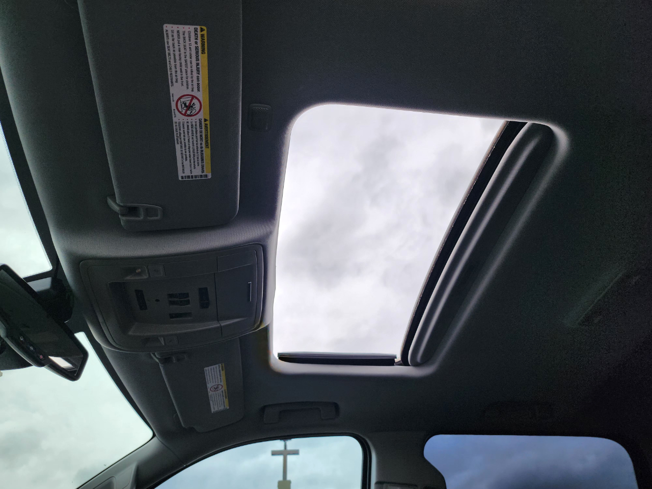 GMC Sierra 2500HD Denali Crew Cab 4WD 2015