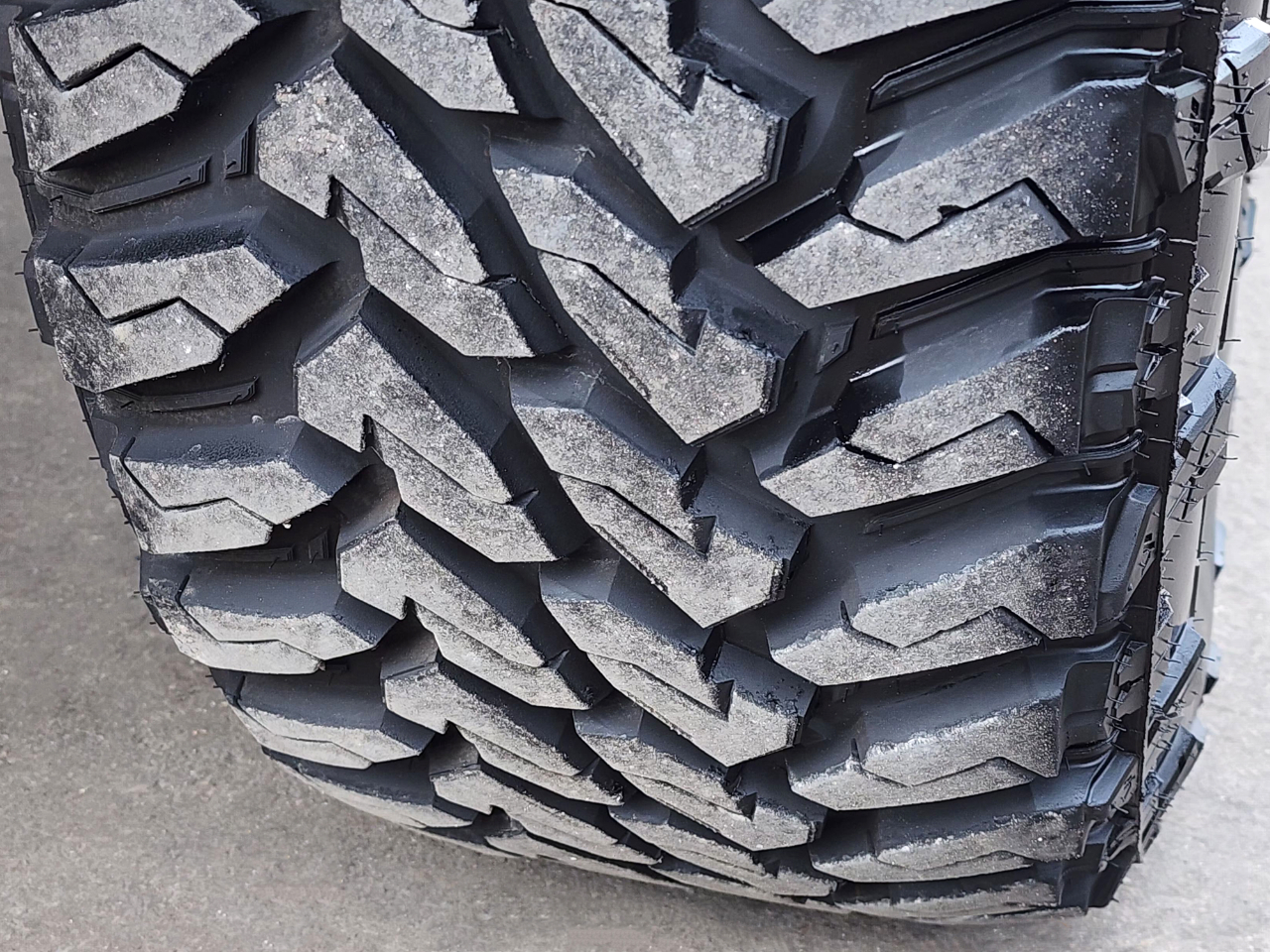 GMC Sierra 2500HD Denali Crew Cab 4WD 2015