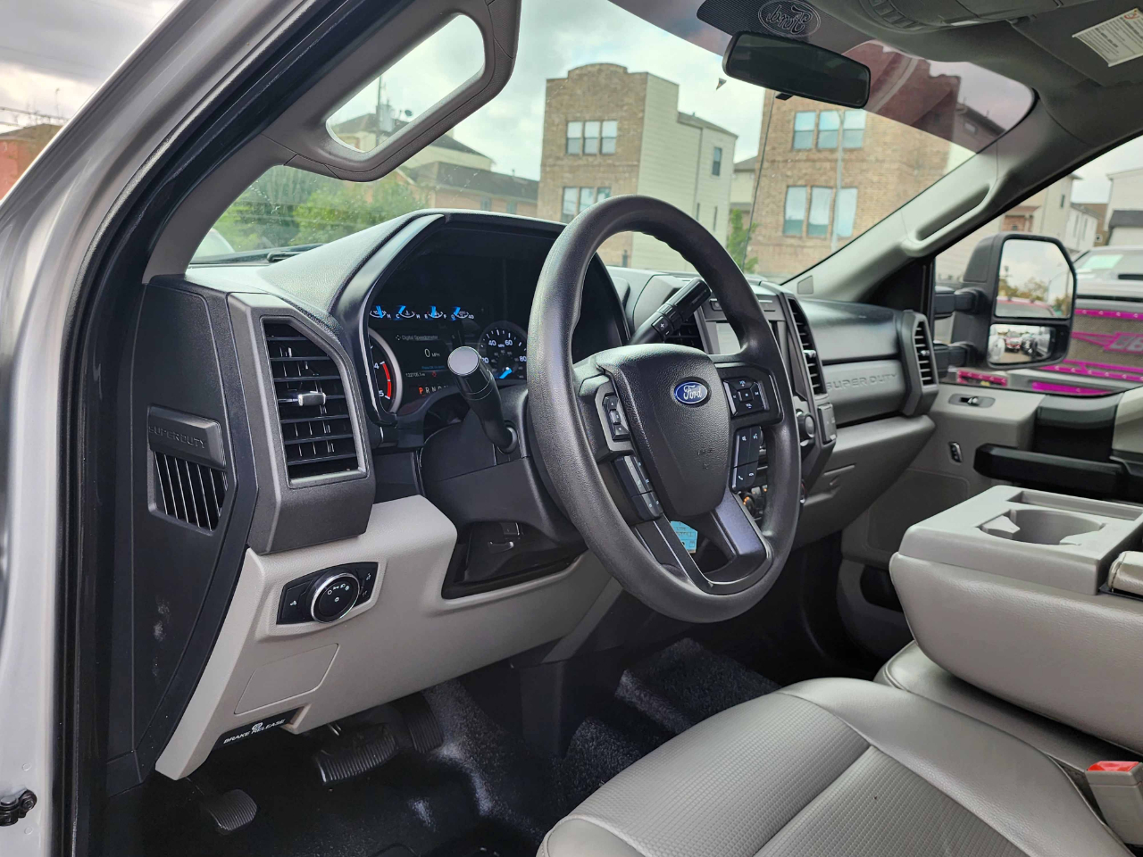 Ford Super Duty F-350 DRW  2017