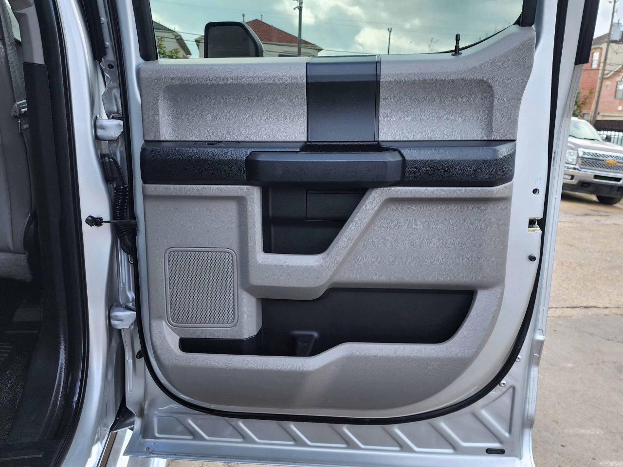 Ford Super Duty F-350 DRW  2017