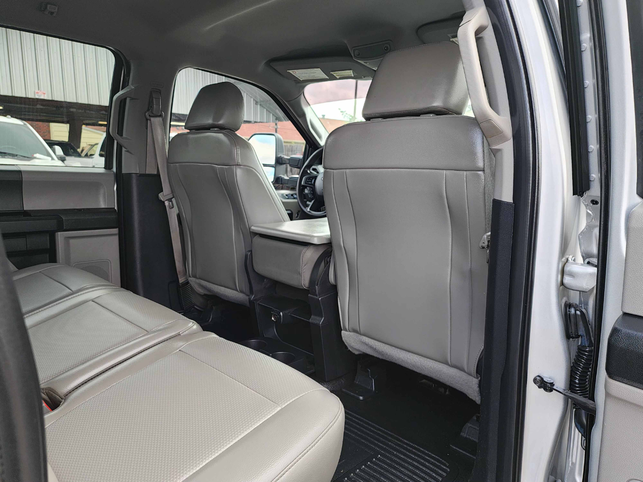 Ford Super Duty F-350 DRW  2017