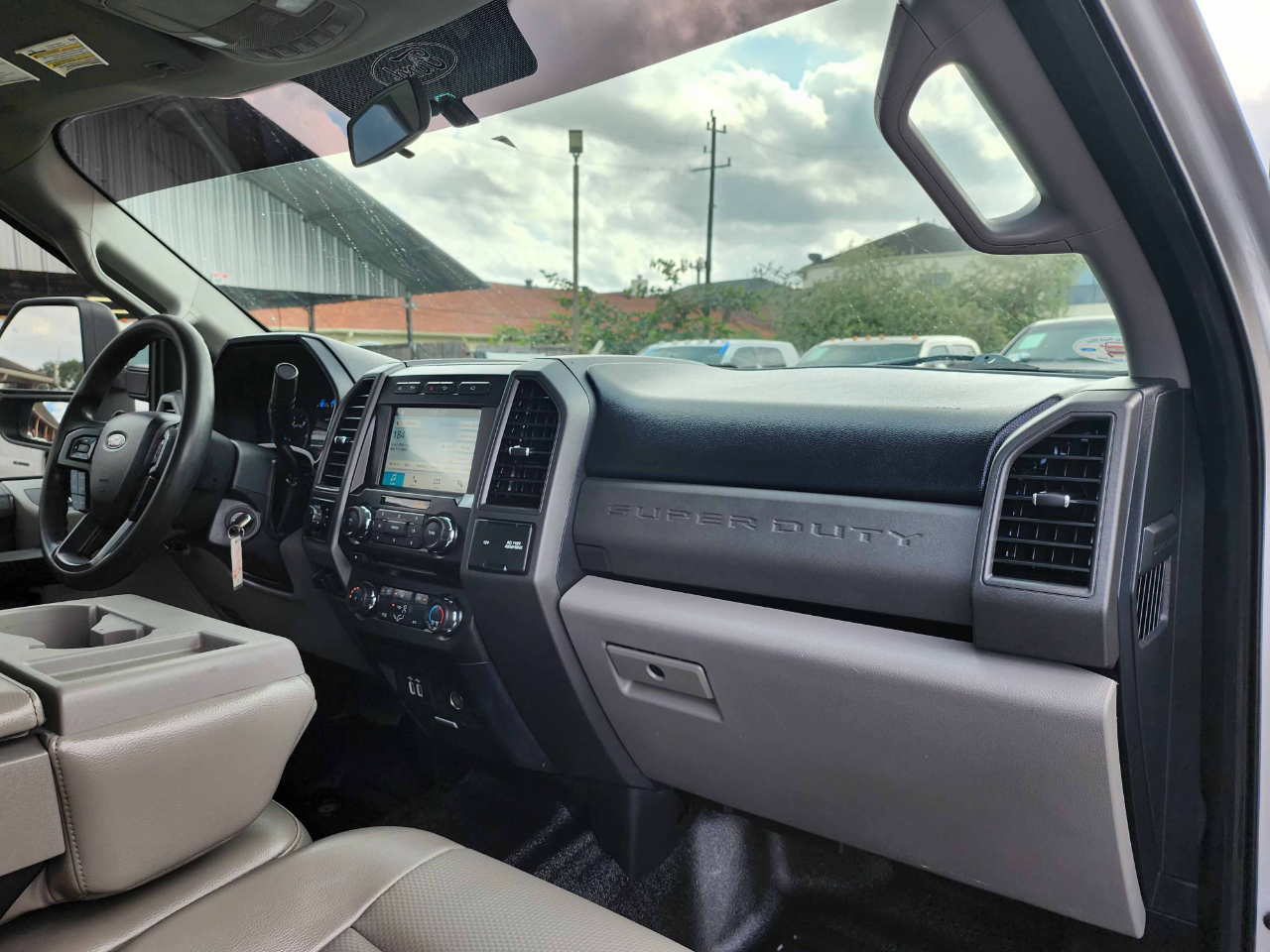 Ford Super Duty F-350 DRW  2017