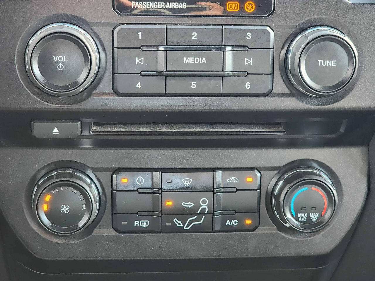 Ford Super Duty F-350 DRW  2017