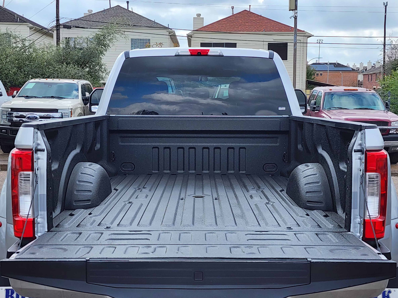 Ford Super Duty F-350 DRW  2017