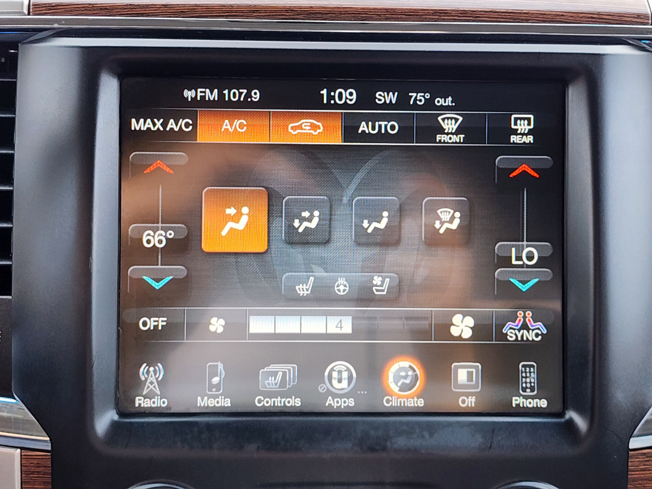 RAM 2500 Laramie Crew Cab 4WD 2017