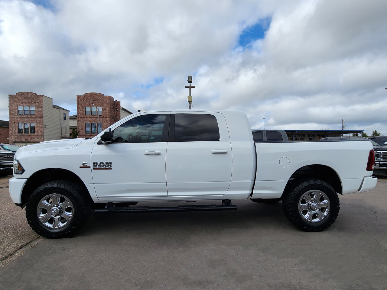 RAM 2500 Laramie Mega Cab 4WD 2018