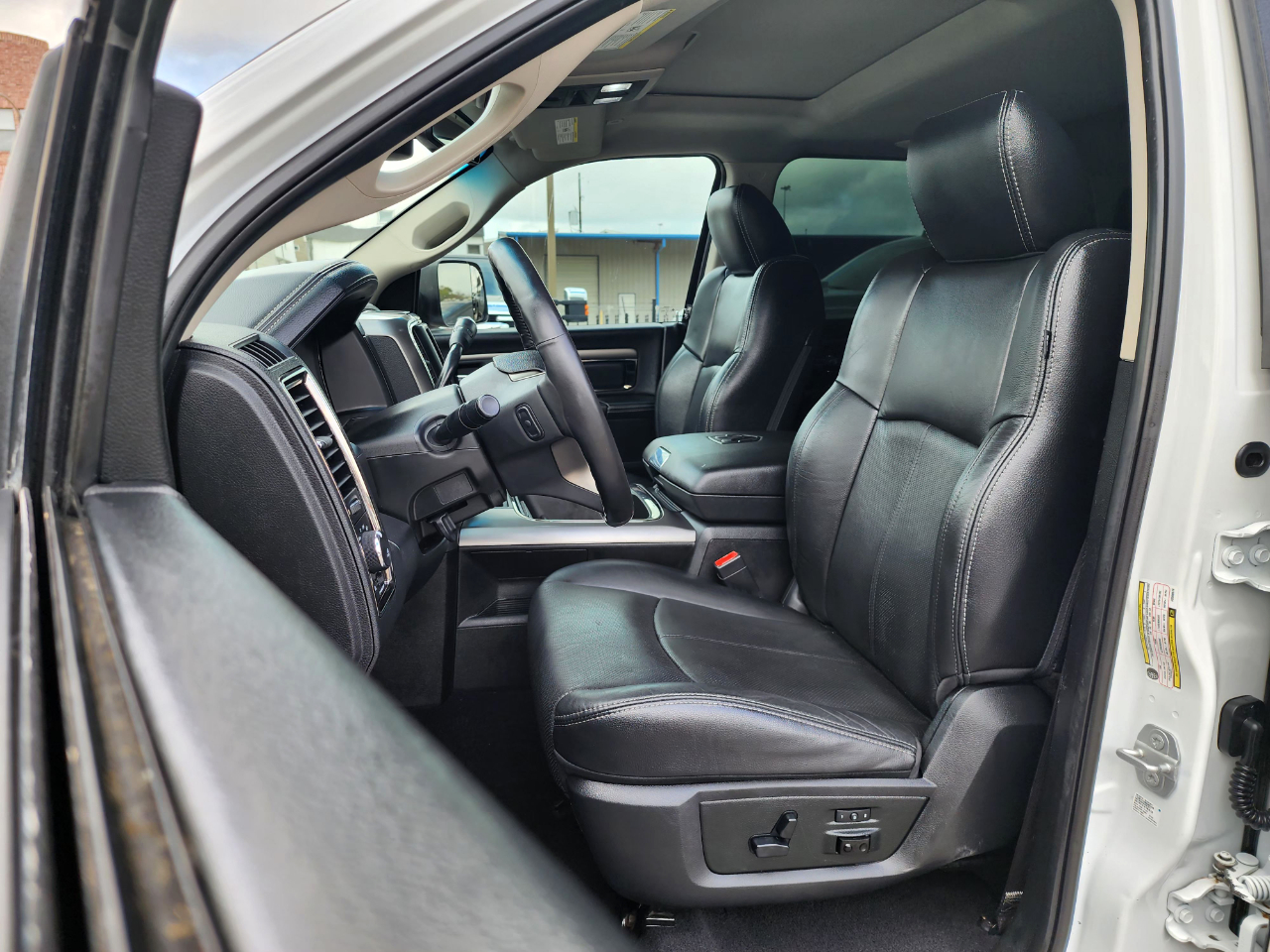 RAM 2500 Laramie Mega Cab 4WD 2018