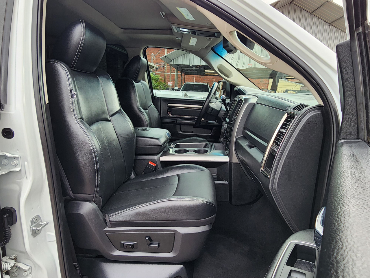 RAM 2500 Laramie Mega Cab 4WD 2018