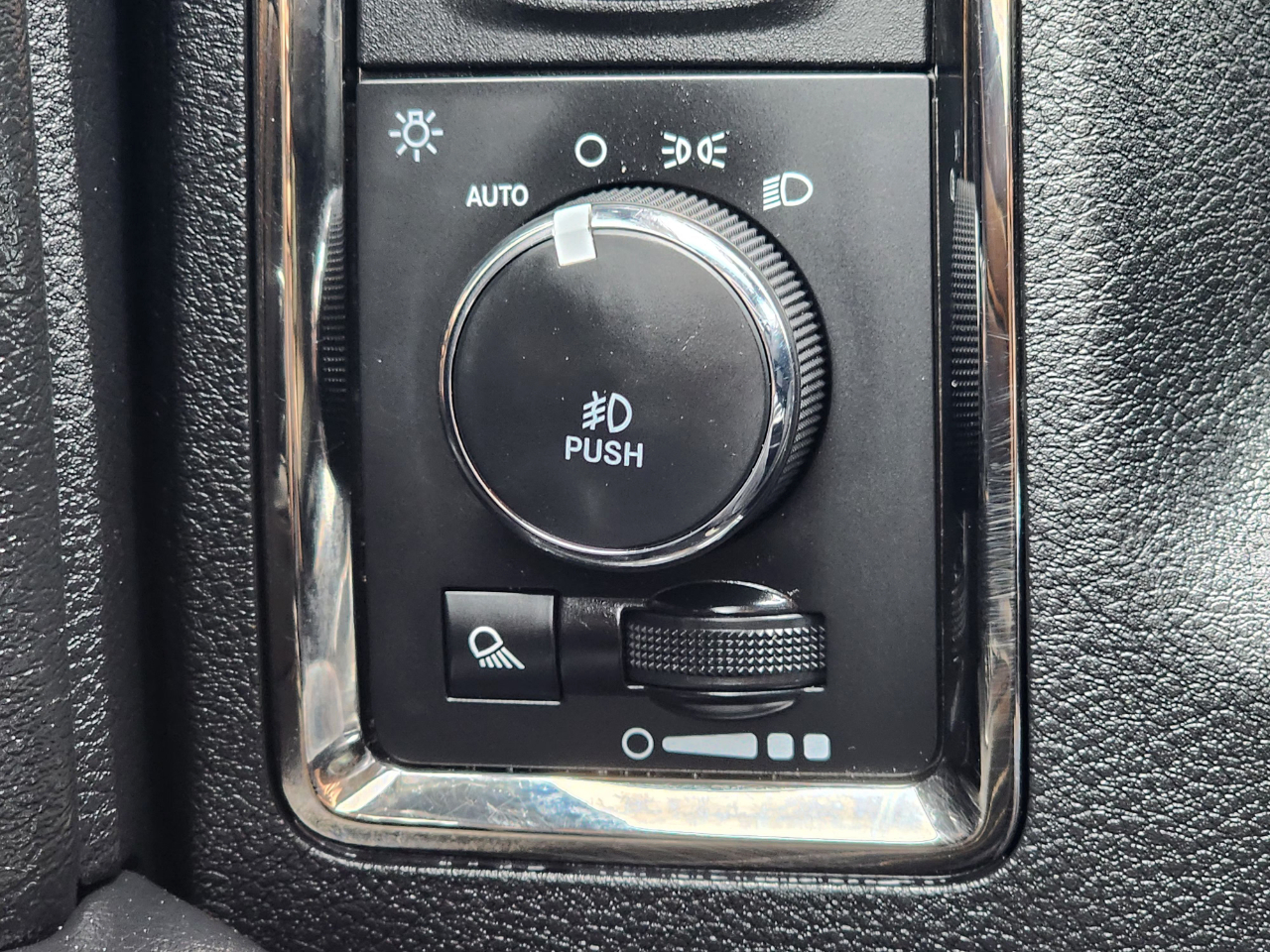 RAM 2500 Laramie Mega Cab 4WD 2018