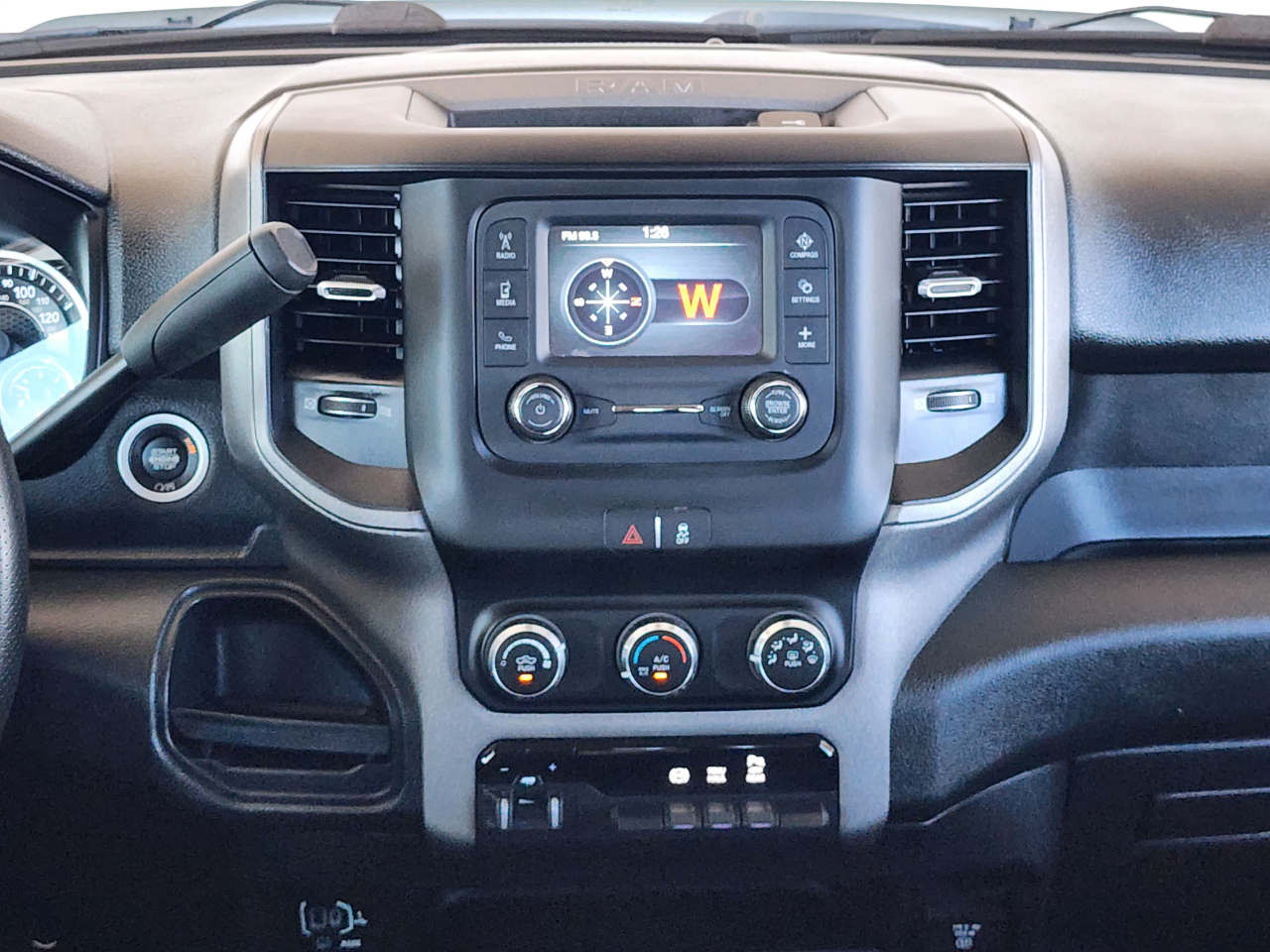 RAM 2500 Tradesman Crew Cab 4WD 2019