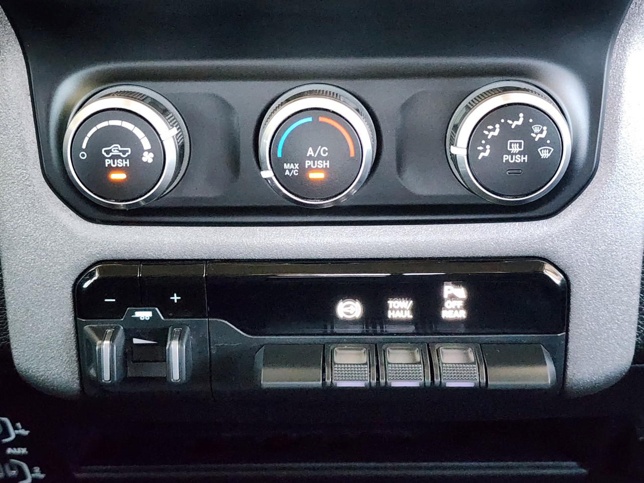 RAM 2500 Tradesman Crew Cab 4WD 2019