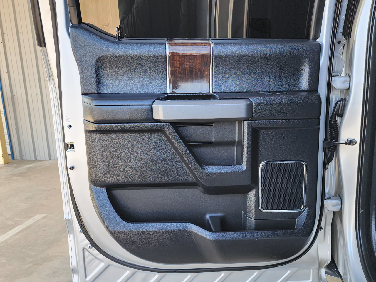 Ford Super Duty F-250 SRW  2017