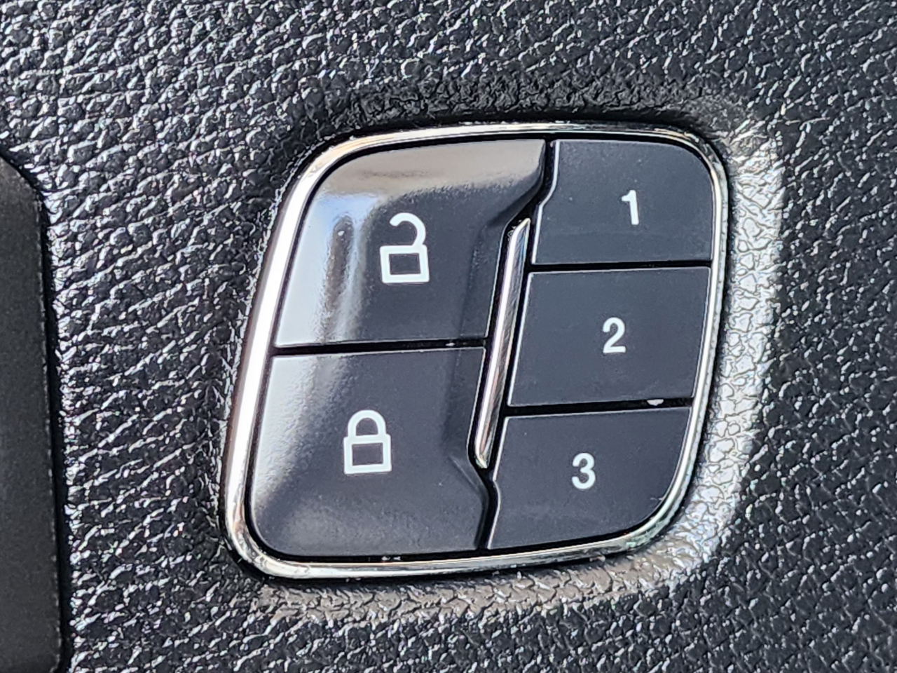 Ford Super Duty F-250 SRW  2017