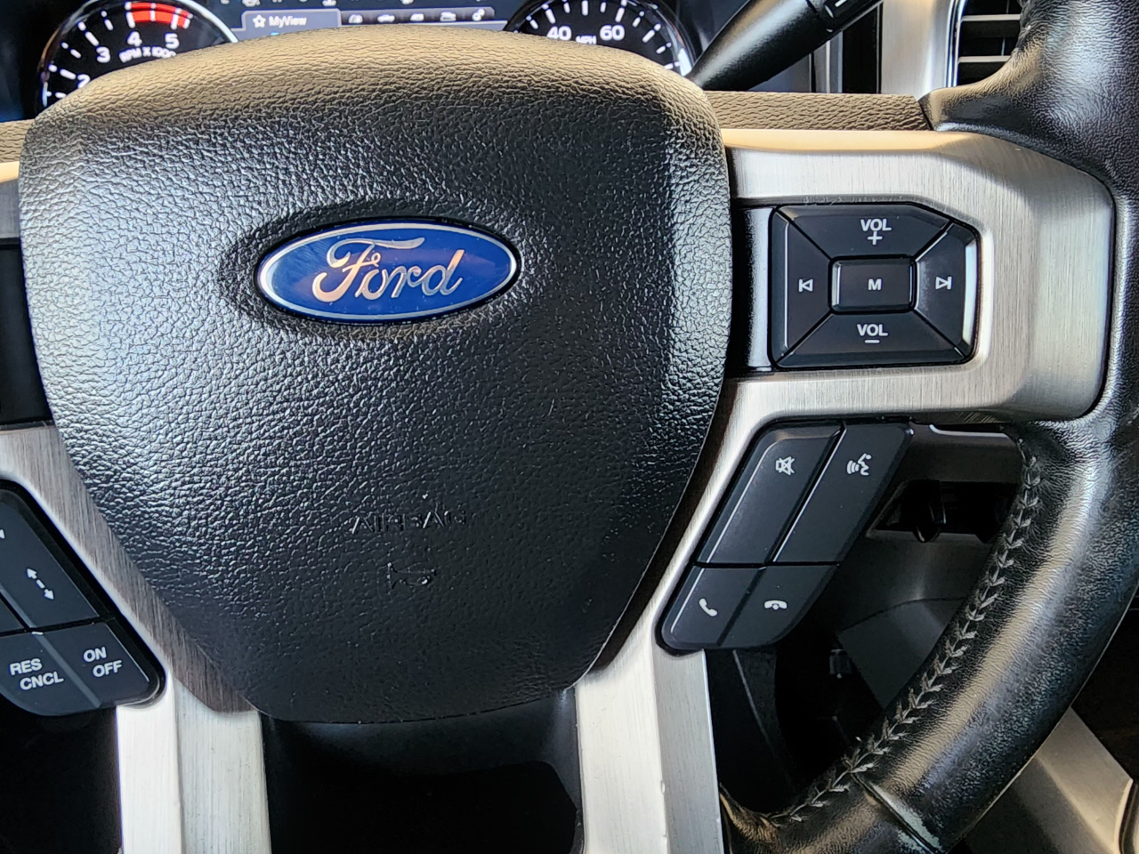 Ford Super Duty F-250 SRW  2017