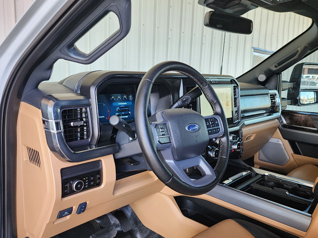 Ford Super Duty F-350 DRW  2025