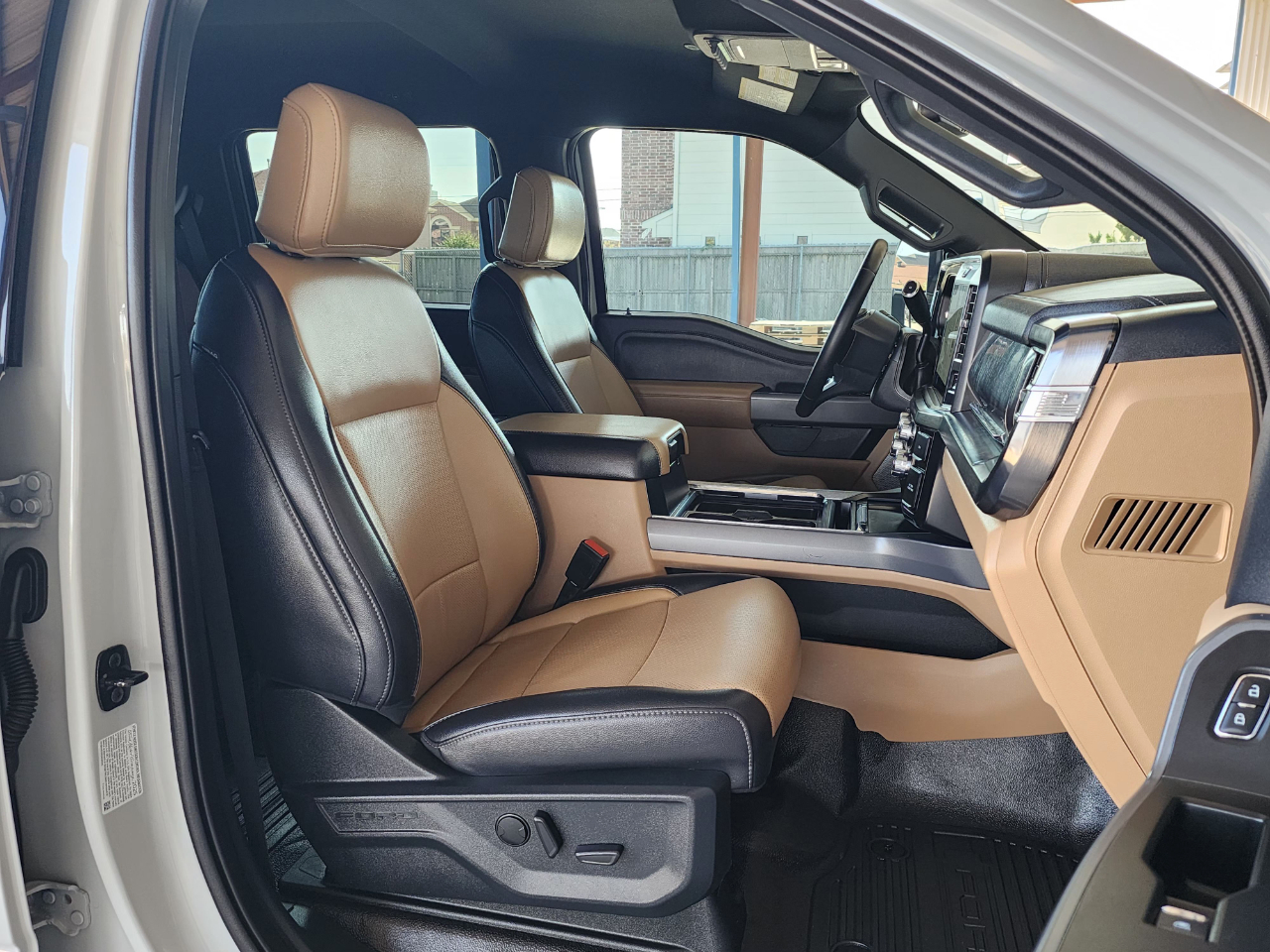 Ford Super Duty F-350 DRW  2025