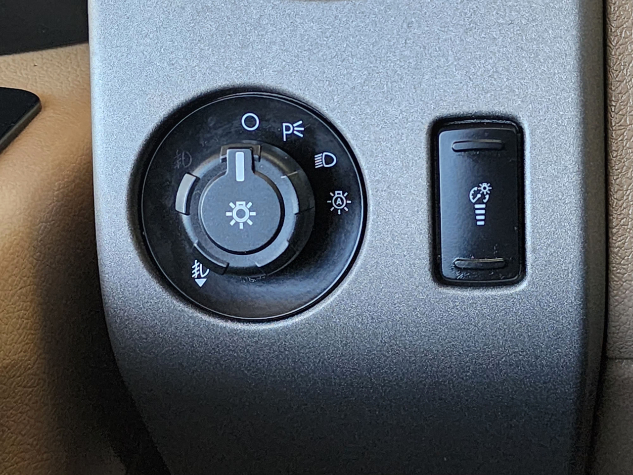 Ford Super Duty F-250 SRW  2013