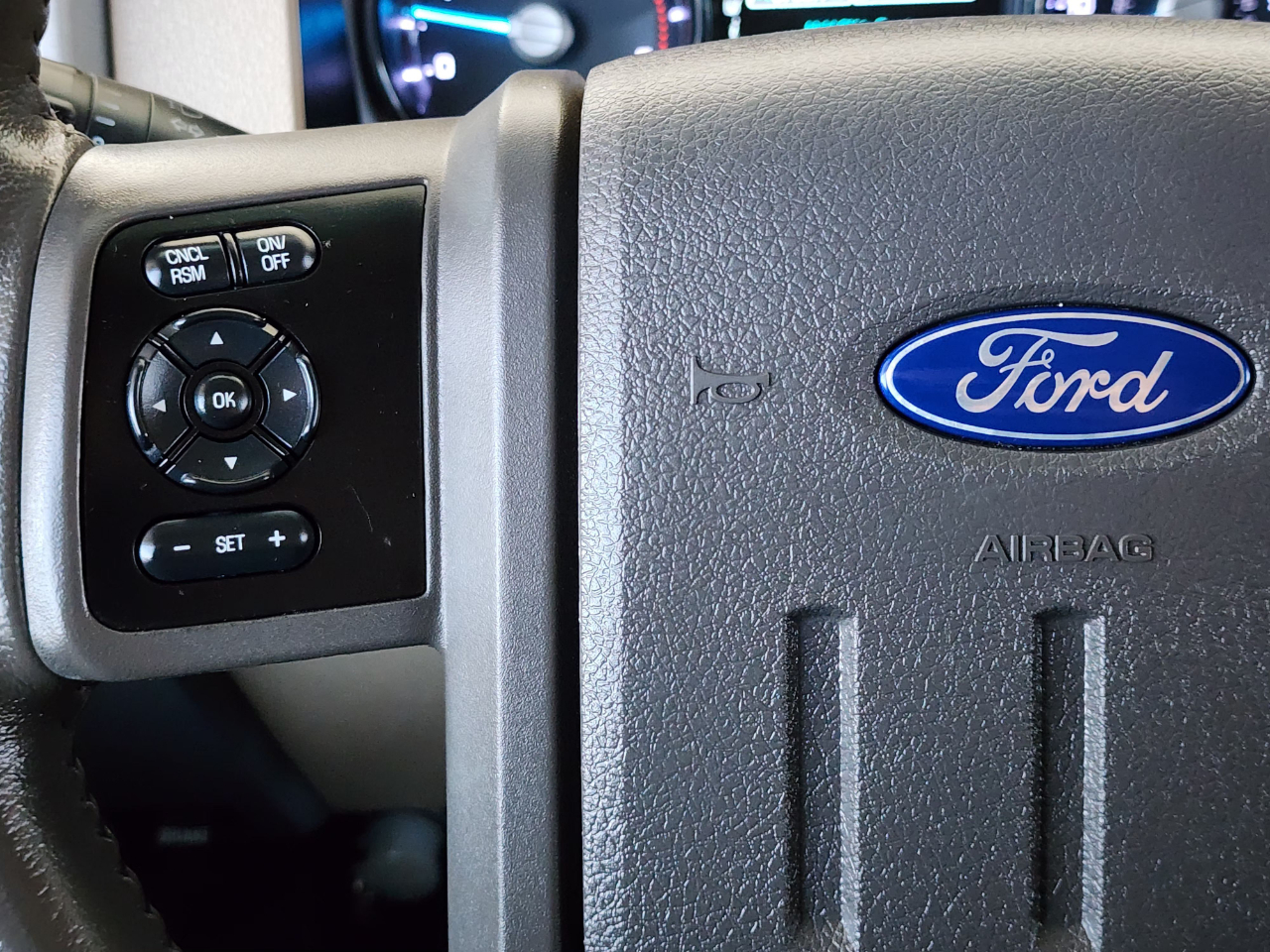 Ford Super Duty F-250 SRW  2013