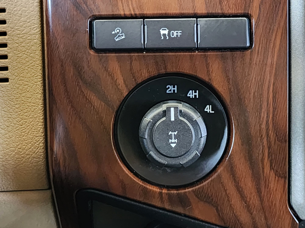 Ford Super Duty F-250 SRW  2013