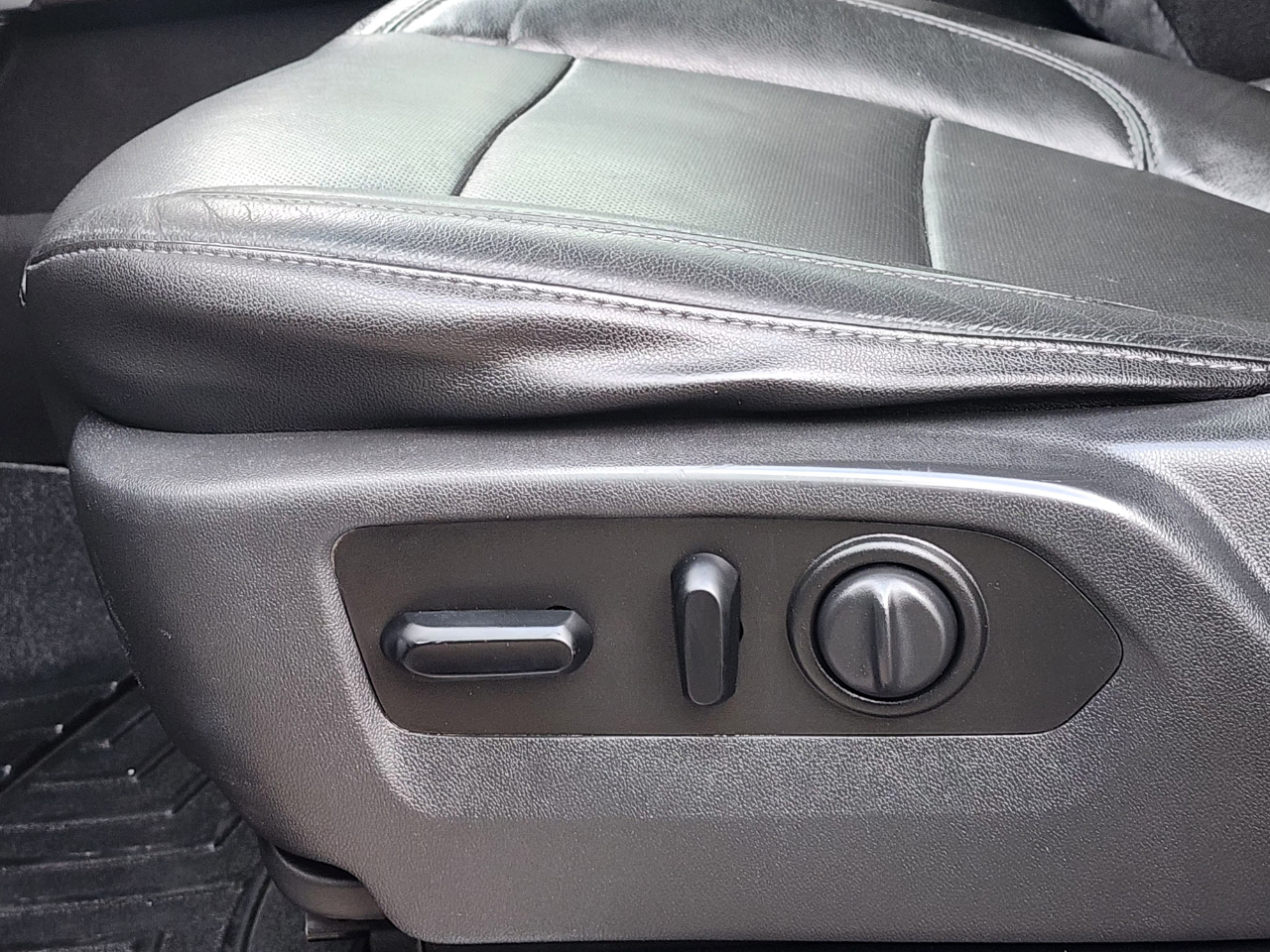 Chevrolet Silverado 2500HD LTZ Crew Cab 4WD 2020