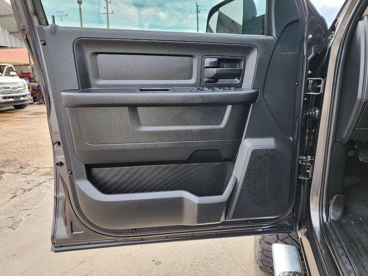 RAM 2500 Tradesman Crew Cab 4WD 2017