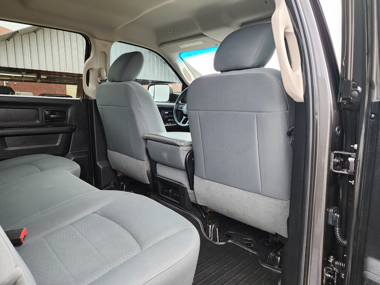 RAM 2500 Tradesman Crew Cab 4WD 2017