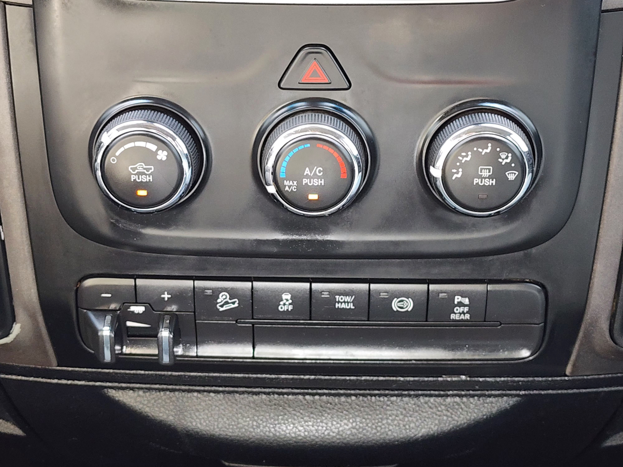 RAM 2500 Tradesman Crew Cab 4WD 2017