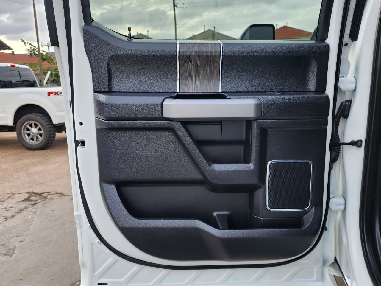 Ford Super Duty F-350 DRW  2021