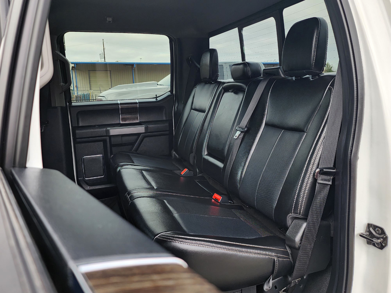 Ford Super Duty F-350 DRW  2021