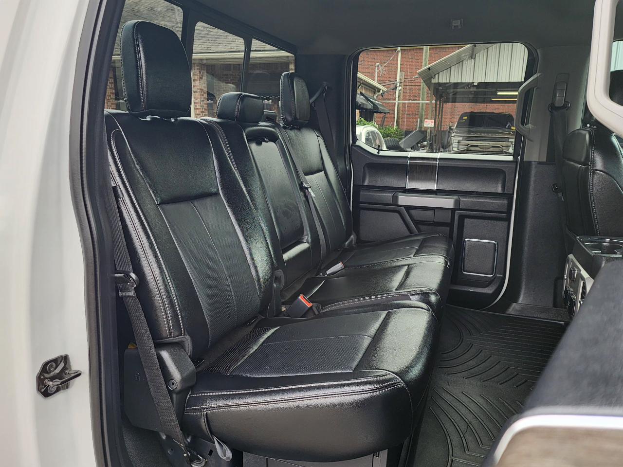 Ford Super Duty F-350 DRW  2021