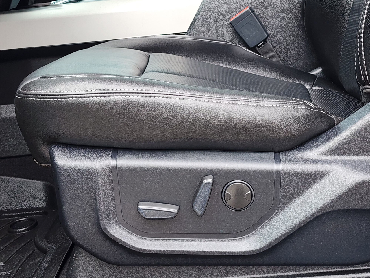 Ford Super Duty F-350 DRW  2021