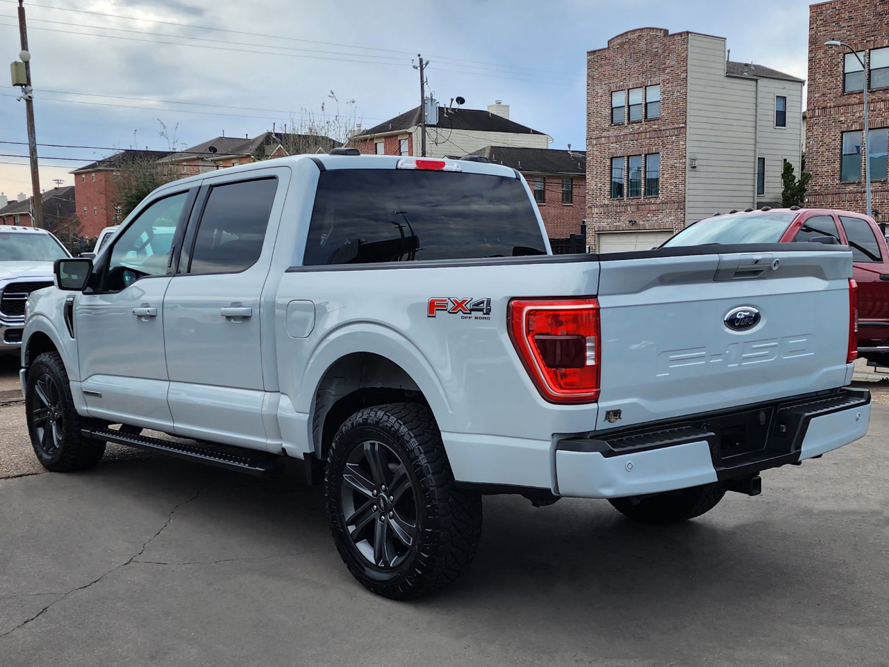 Ford F-150 XLT SuperCrew 4WD 2023