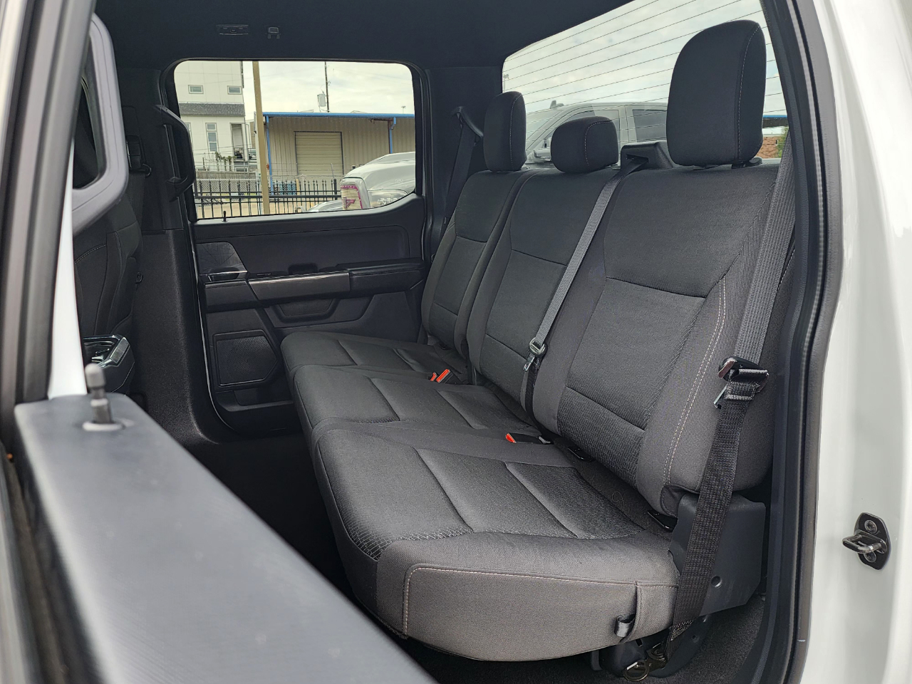 Ford F-150 XLT SuperCrew 4WD 2023