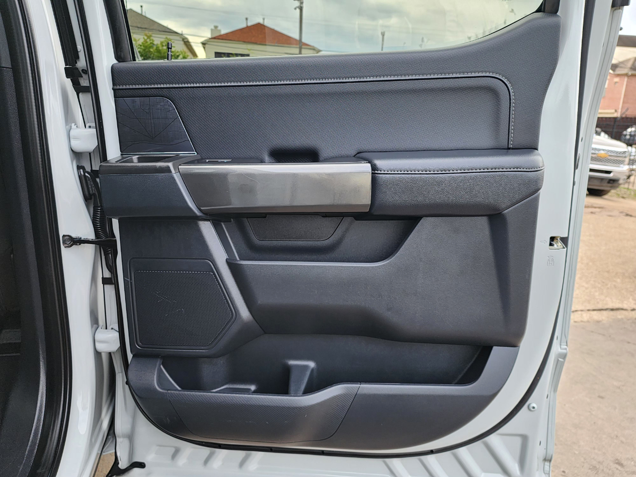 Ford F-150 XLT SuperCrew 4WD 2023