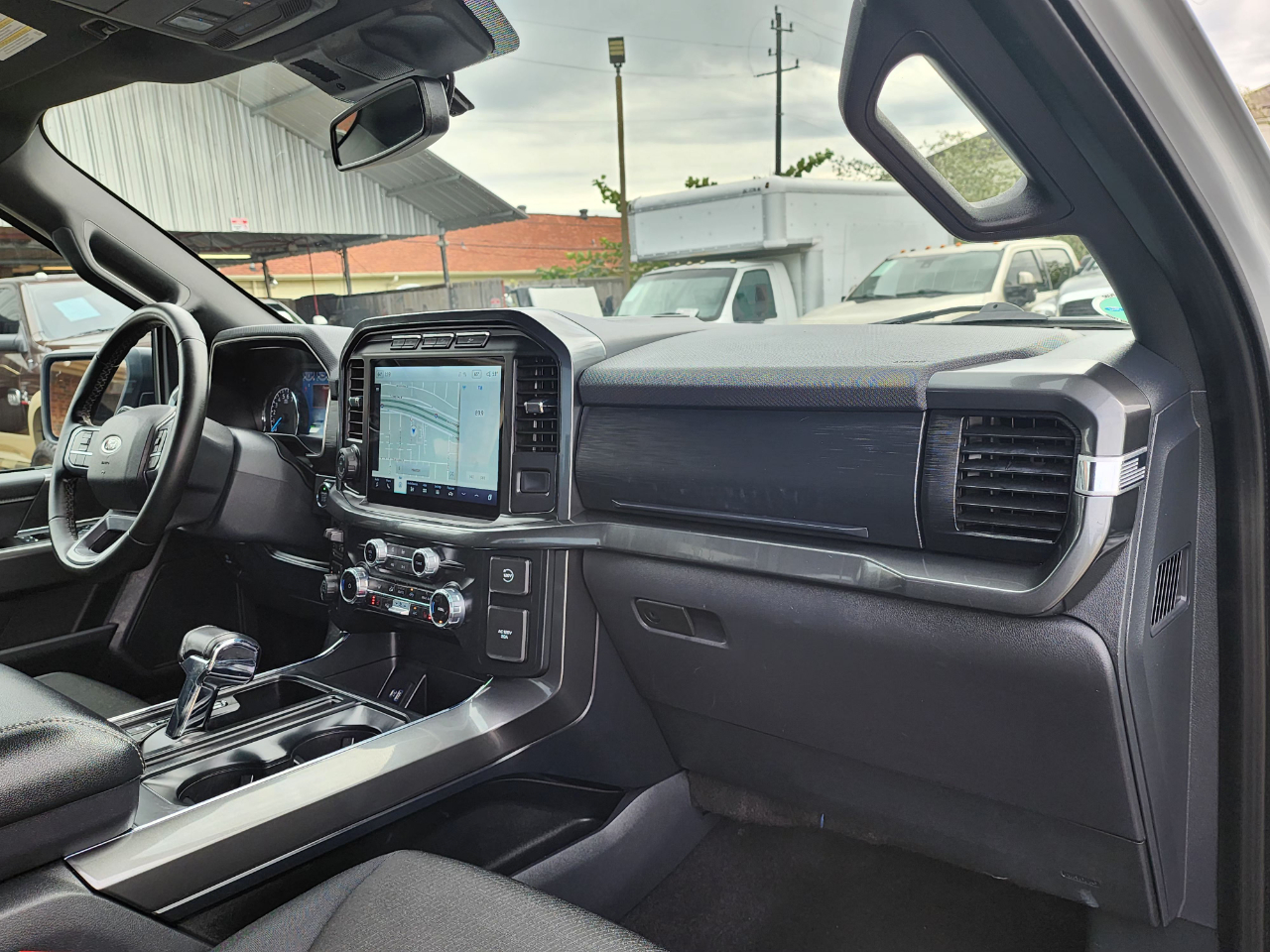 Ford F-150 XLT SuperCrew 4WD 2023