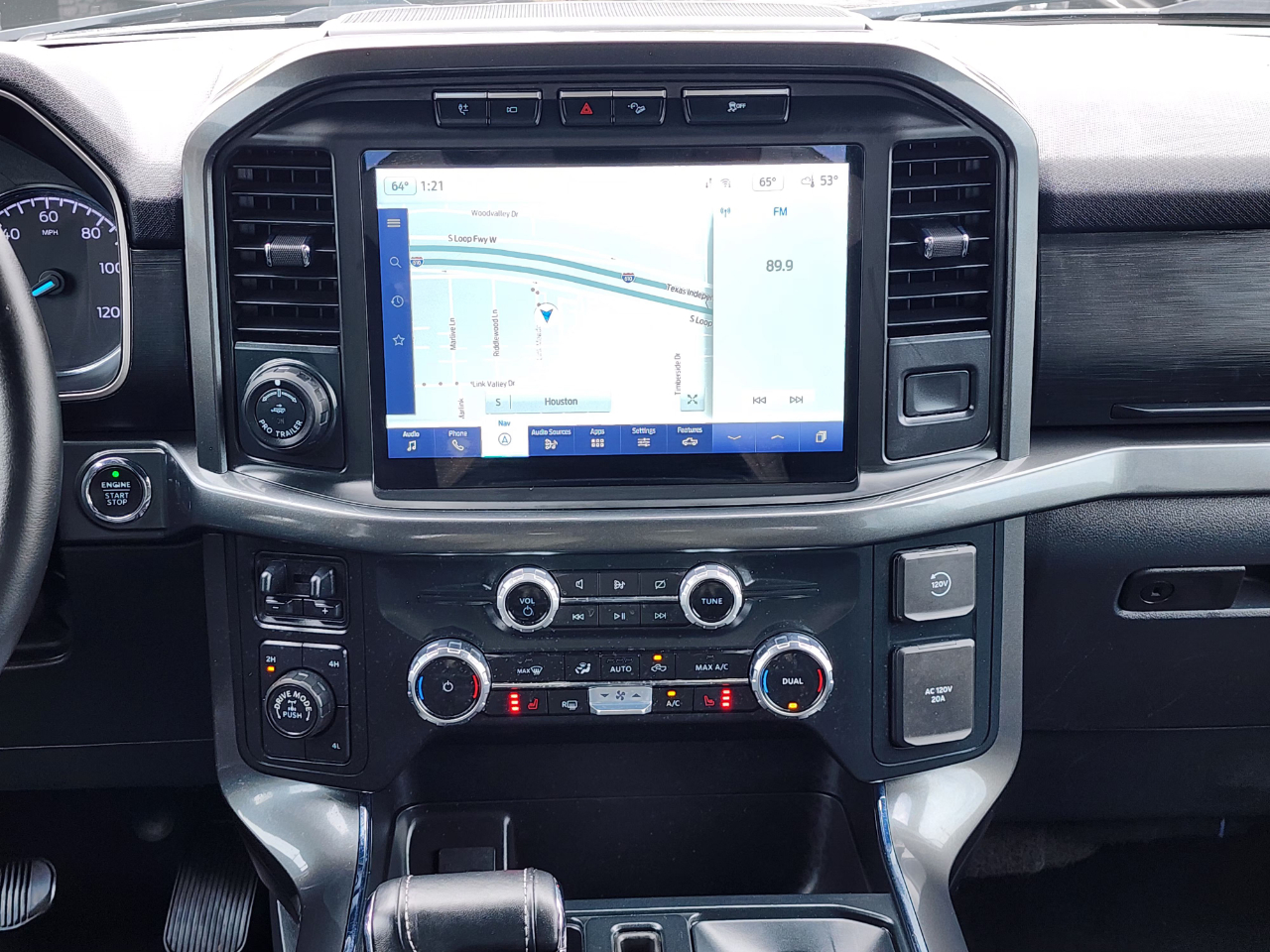 Ford F-150 XLT SuperCrew 4WD 2023