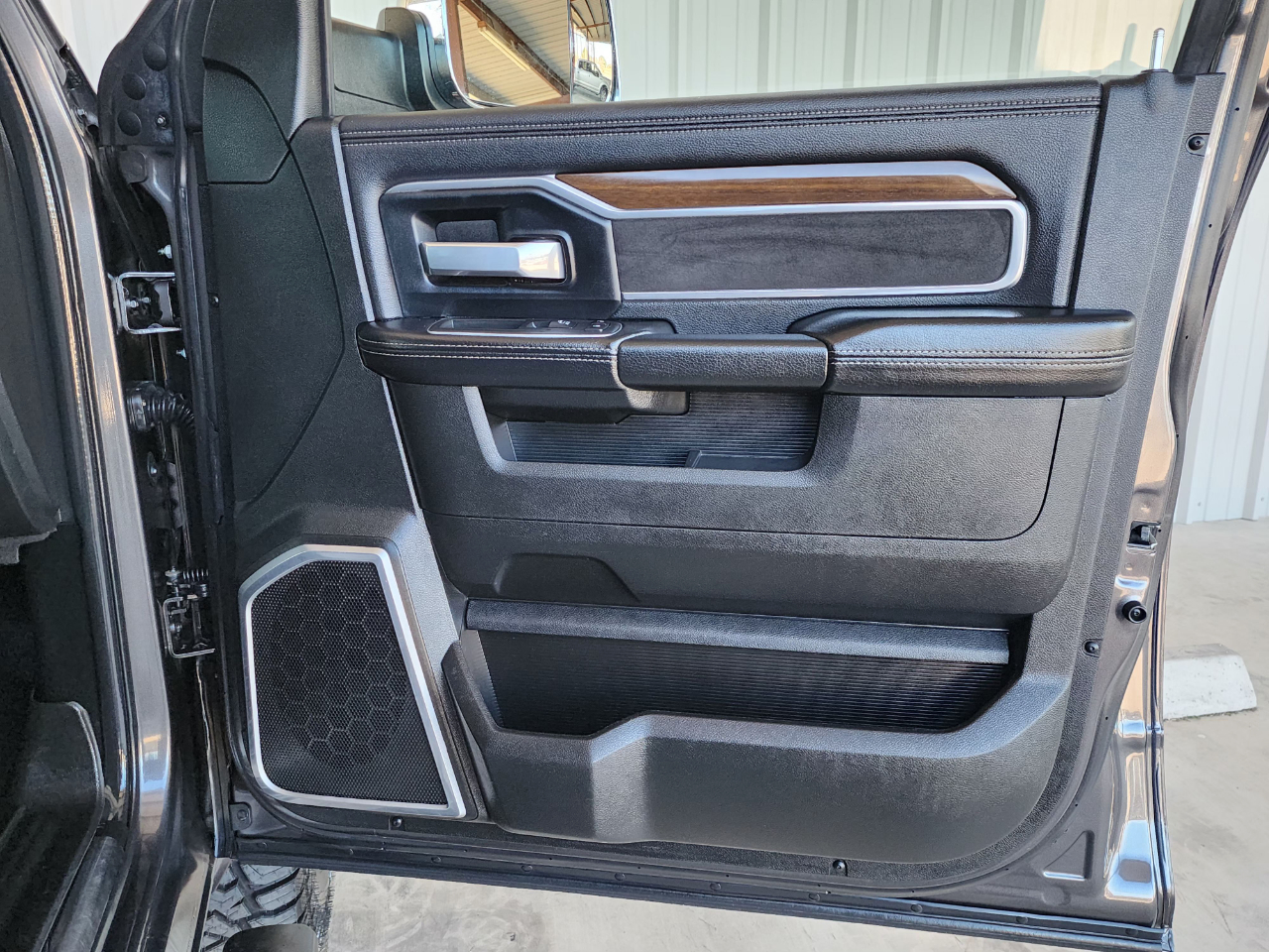 RAM 2500 Laramie Crew Cab 4WD 2022