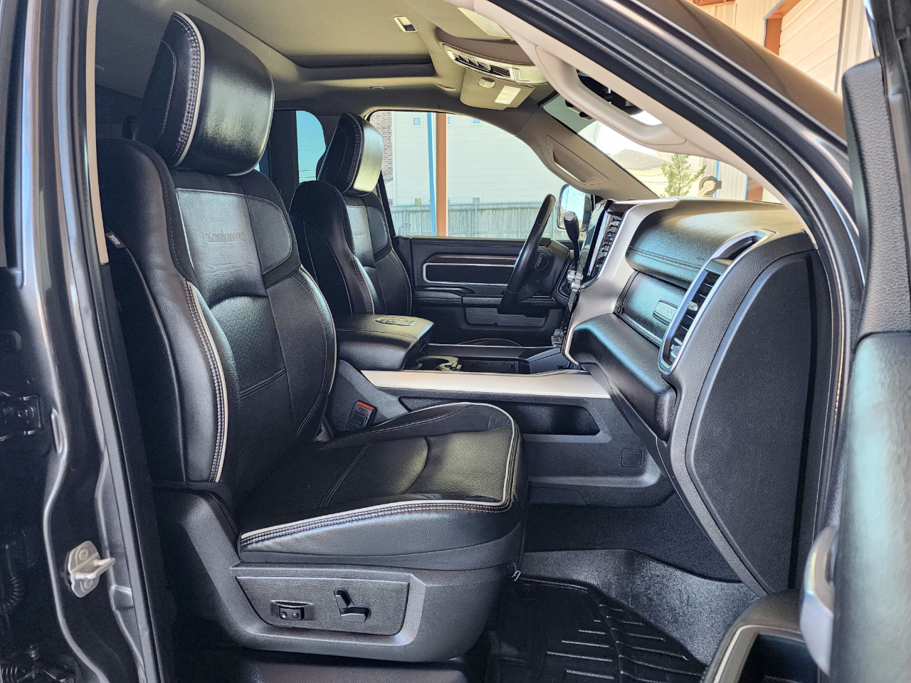 RAM 2500 Laramie Crew Cab 4WD 2022