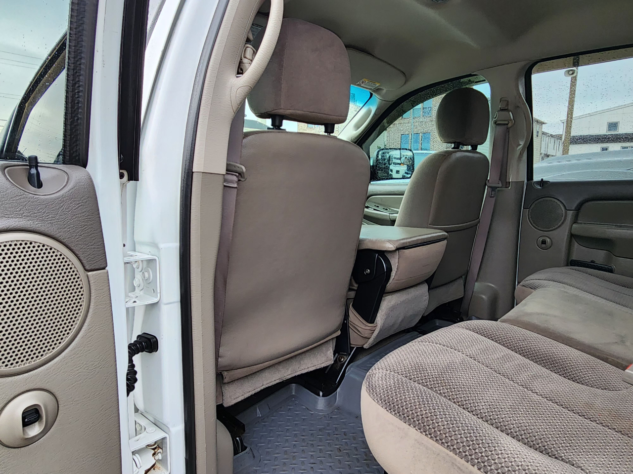 Dodge Ram 2500 SLT Quad Cab 4WD 2005