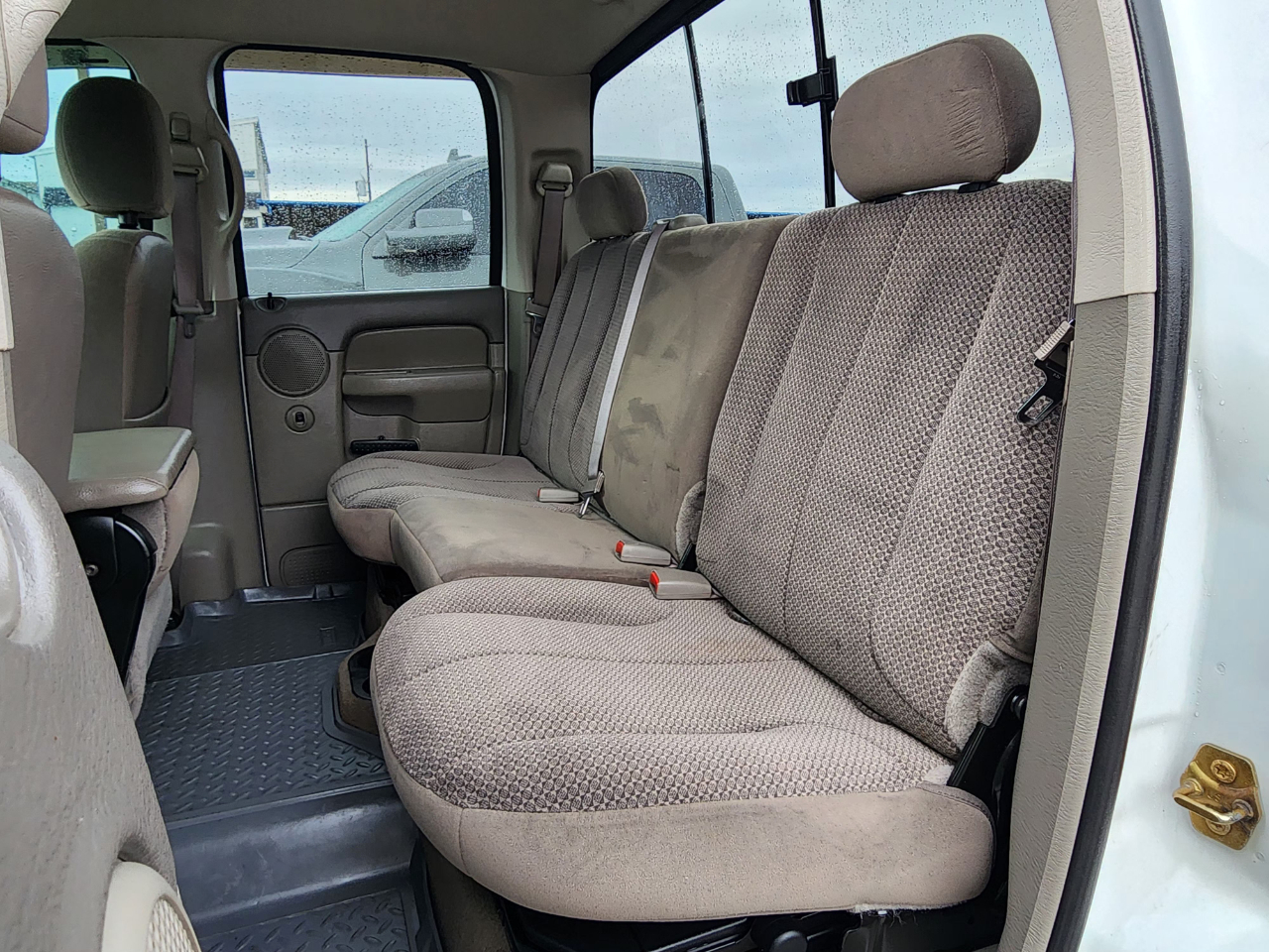 Dodge Ram 2500 SLT Quad Cab 4WD 2005