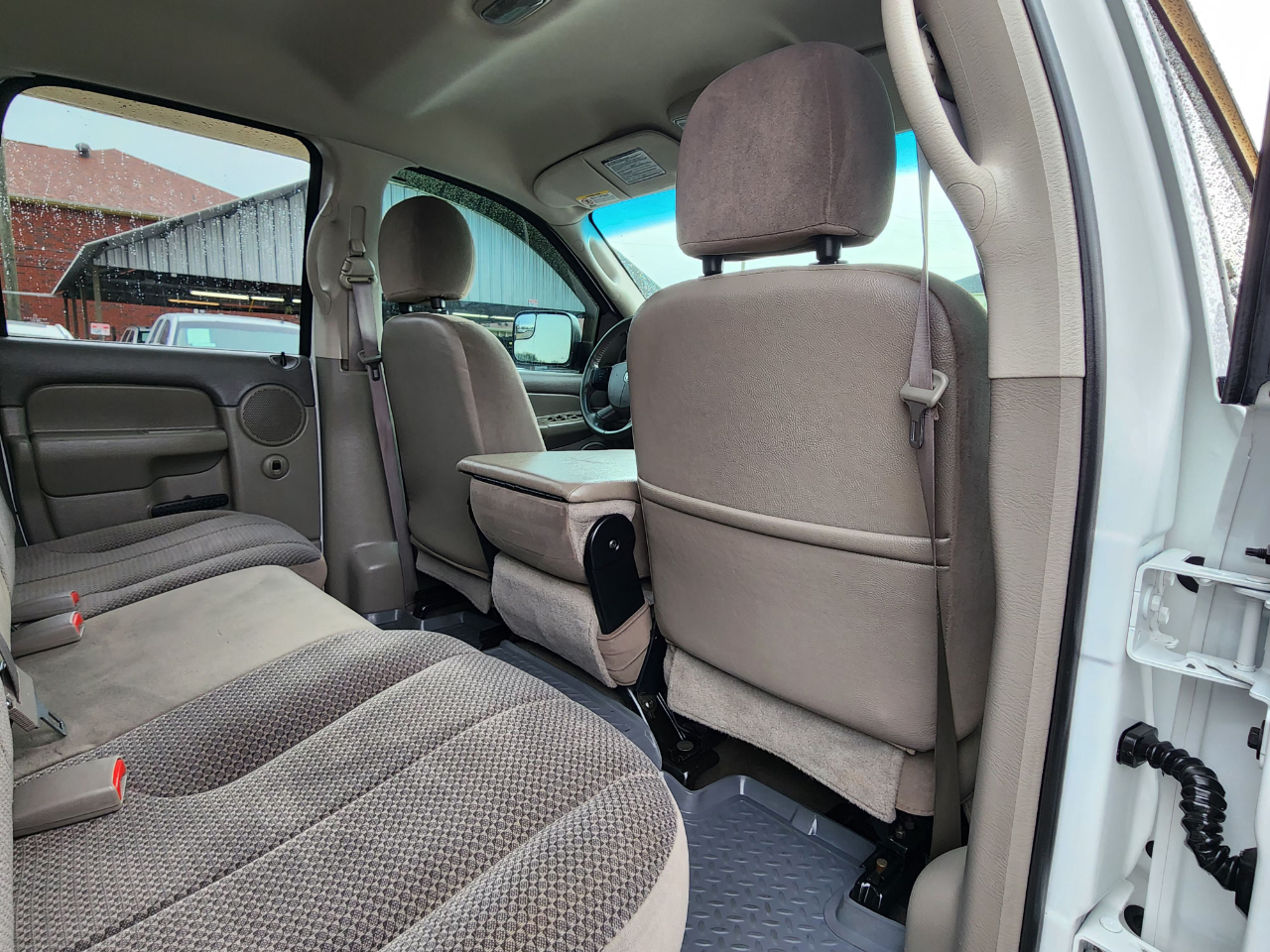 Dodge Ram 2500 SLT Quad Cab 4WD 2005