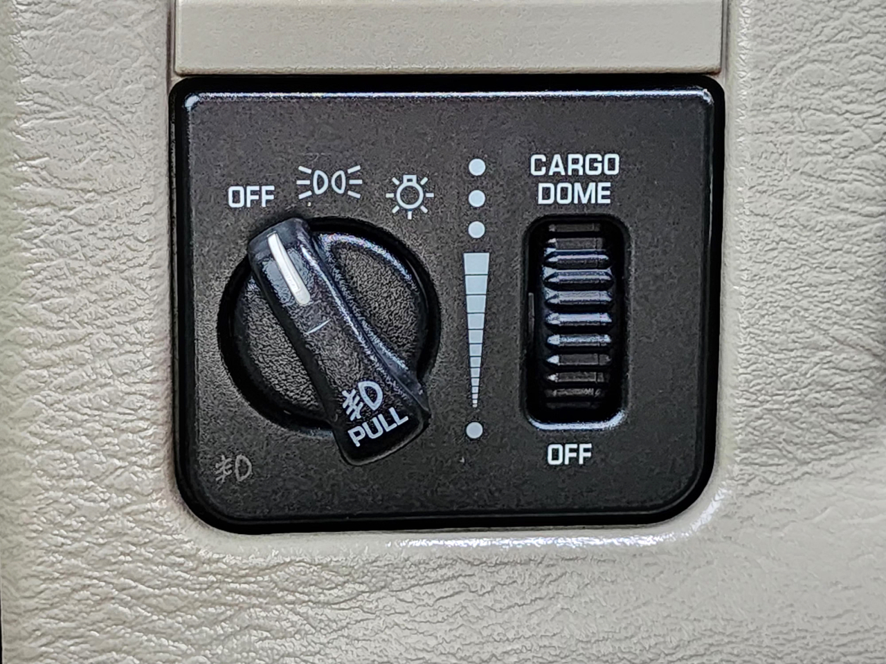 Dodge Ram 2500 SLT Quad Cab 4WD 2005