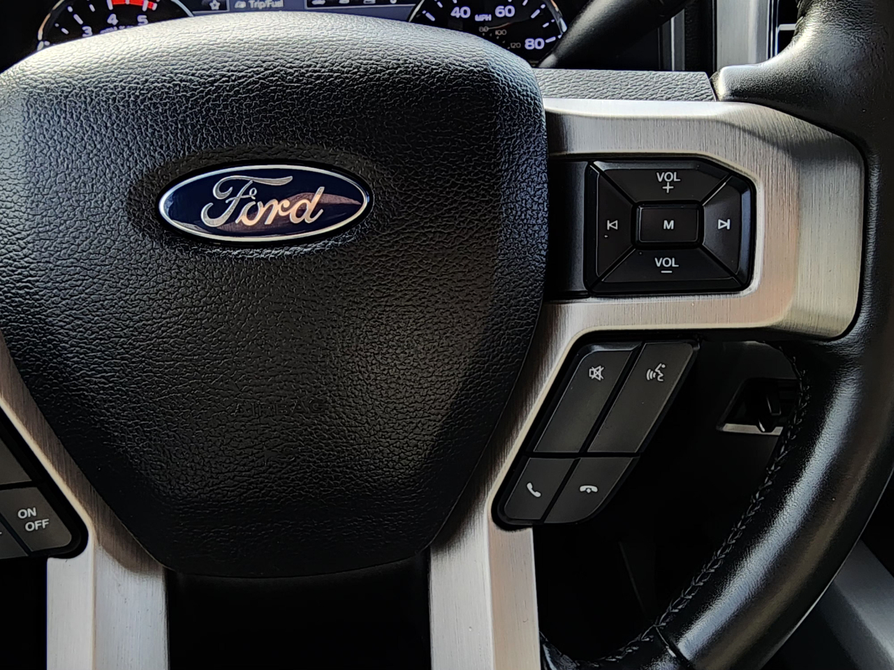 Ford Super Duty F-250 SRW  2017