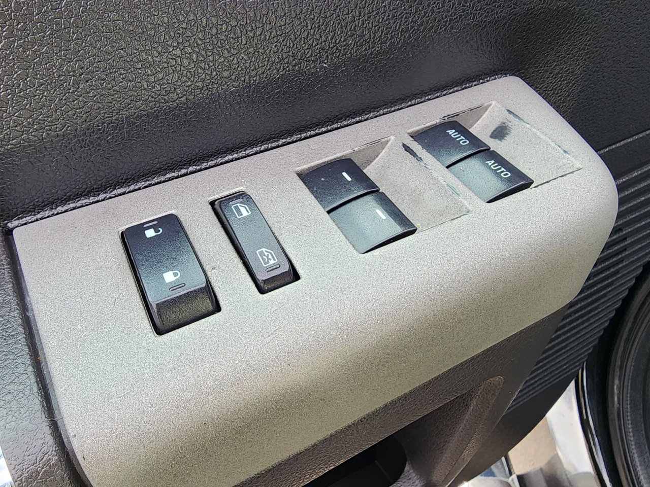 Ford Super Duty F-350 DRW  2013