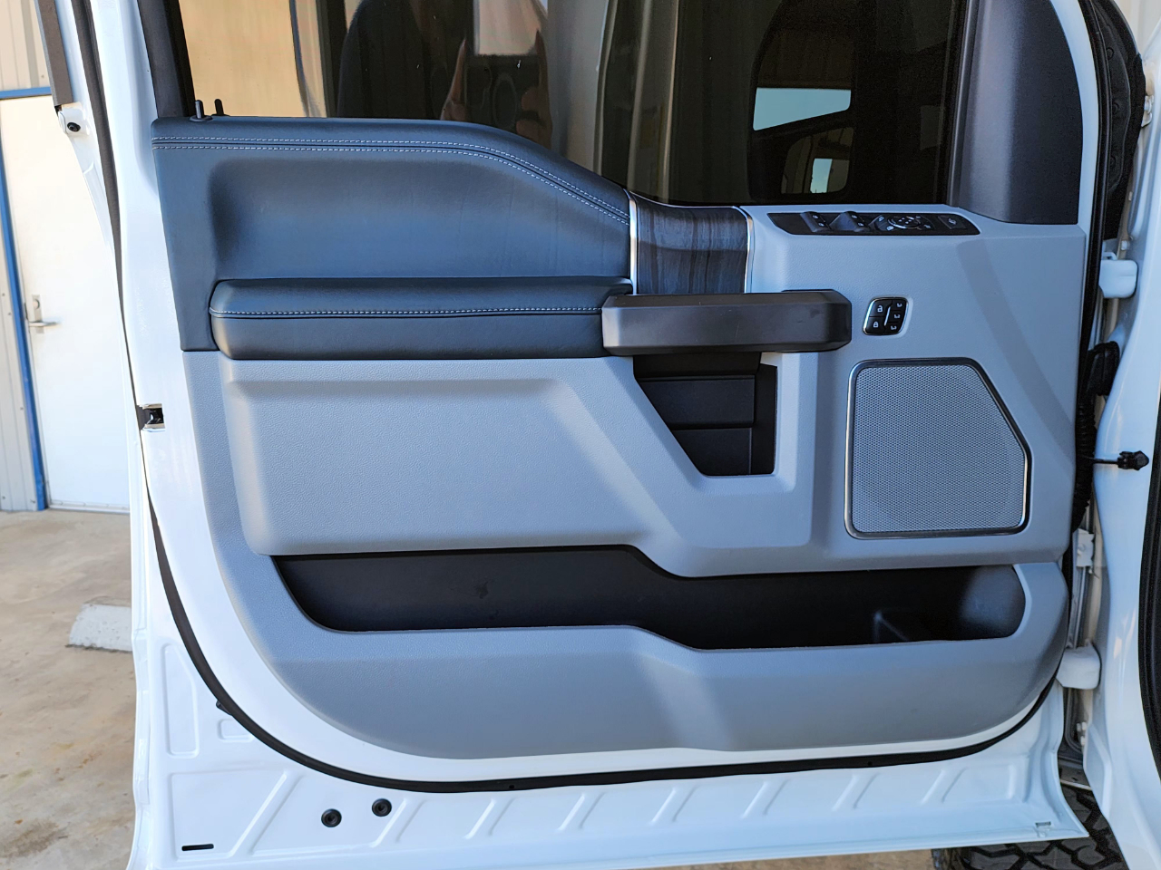 Ford Super Duty F-250 SRW  2022