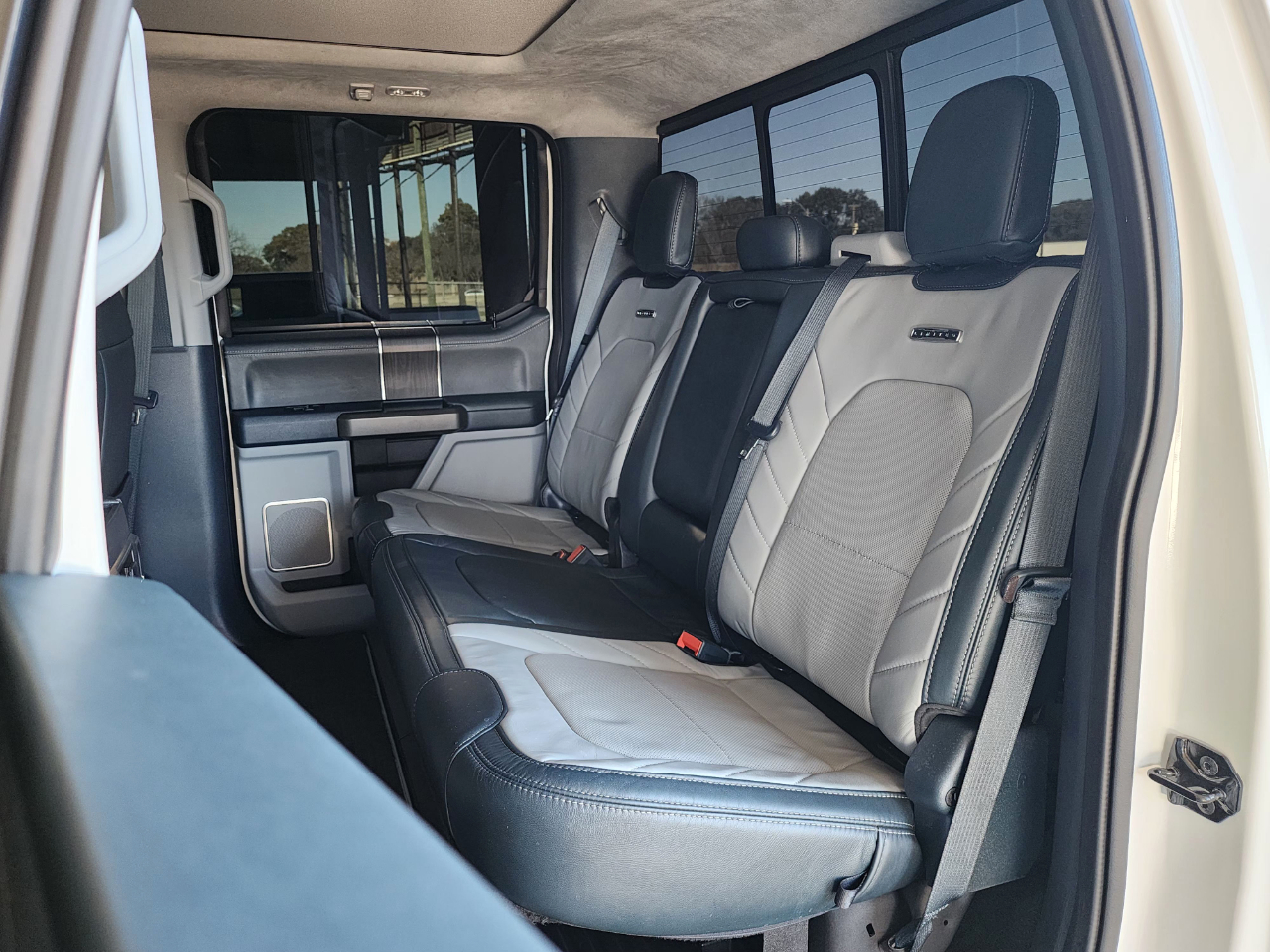 Ford Super Duty F-250 SRW  2022